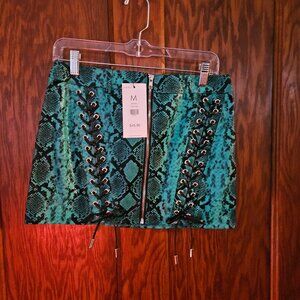 AKIRA Label Forever That Girl Mini Skirt SZ M